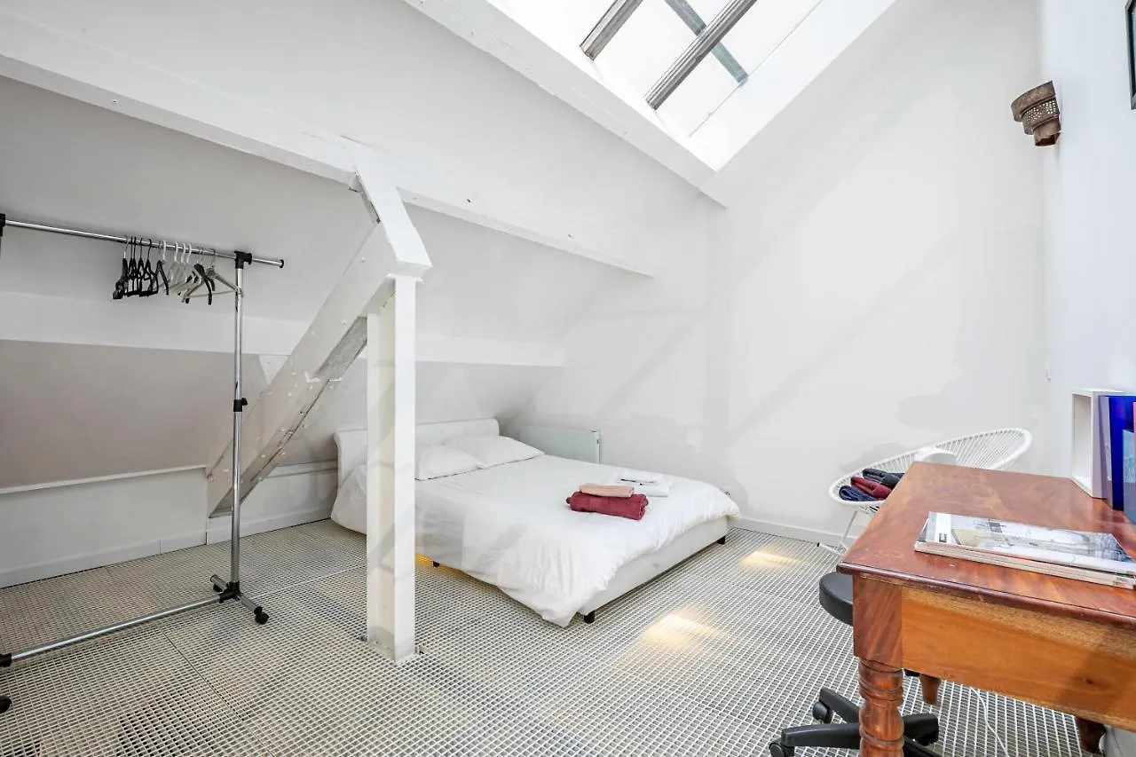 Comme A La Maison アパート パリ